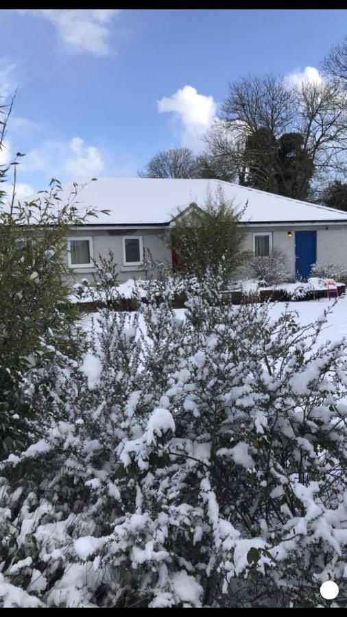 Дома для отпуска Kilcloon Self Catering Cottages & Studios Мейнут