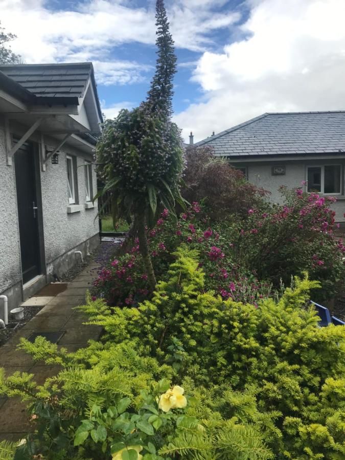 Дома для отпуска Kilcloon Self Catering Cottages & Studios Мейнут-8