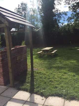Дома для отпуска Kilcloon Self Catering Cottages & Studios Мейнут Дом для отпуска-10