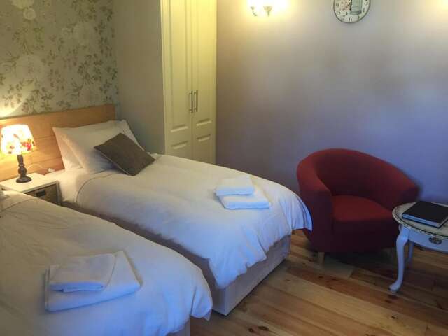 Дома для отпуска Kilcloon Self Catering Cottages & Studios Мейнут-37