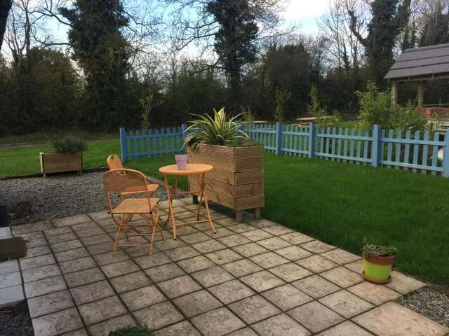 Дома для отпуска Kilcloon Self Catering Cottages & Studios Мейнут-56